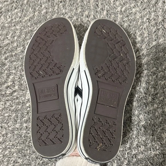 Converse All Star White and Black Sneakers - Picture 4 of 5